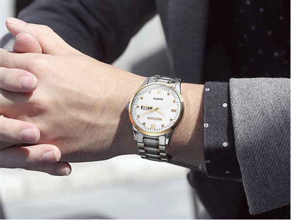 男人戴不戴手錶對氣質的影響有多大？
