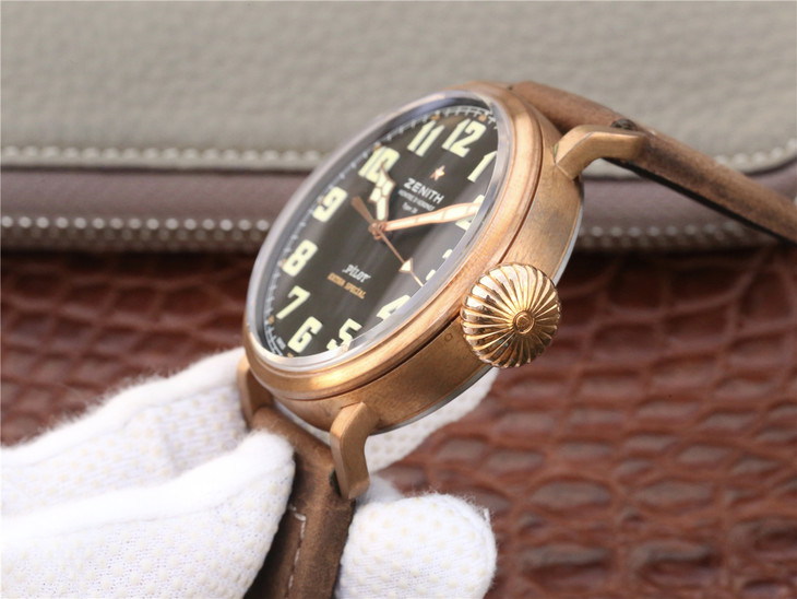 XF真力時飛行員大飛：29.2430.679/21.C753青銅男士腕錶，2824瑞士機械機芯，瘋馬皮錶帶 男士腕錶￥3480