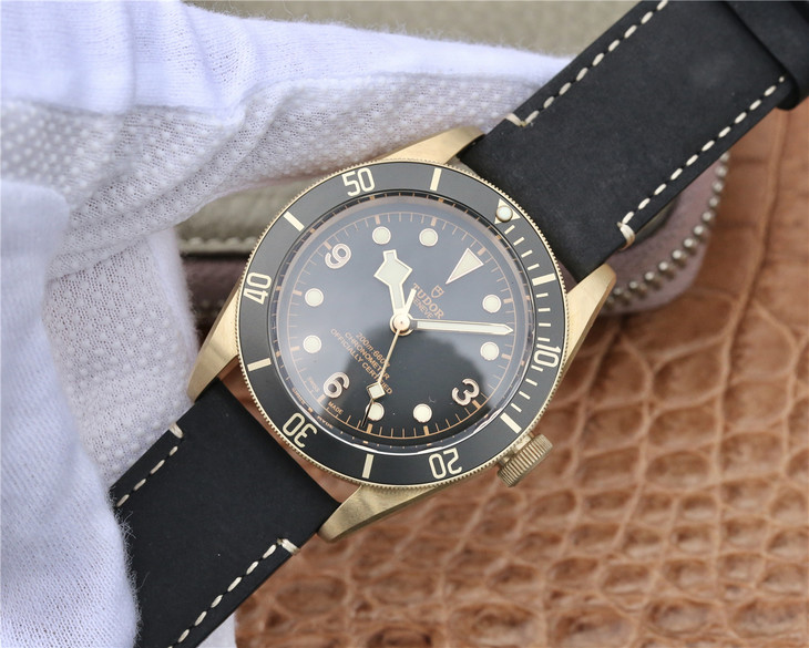 XF帝駝碧灣青銅型－小銅盾（佈帶款）貝克漢姆同款 復古鋁青銅錶殼 一比一￥3480