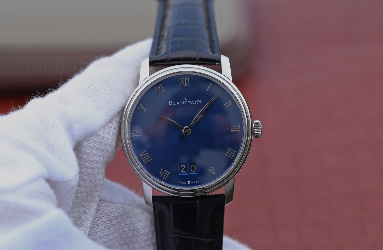 N寶珀經典Villeret繫列6669大日歴視窗腕錶，復刻寶珀原裝6950機芯，功能與原裝一致，男士手錶￥2980
