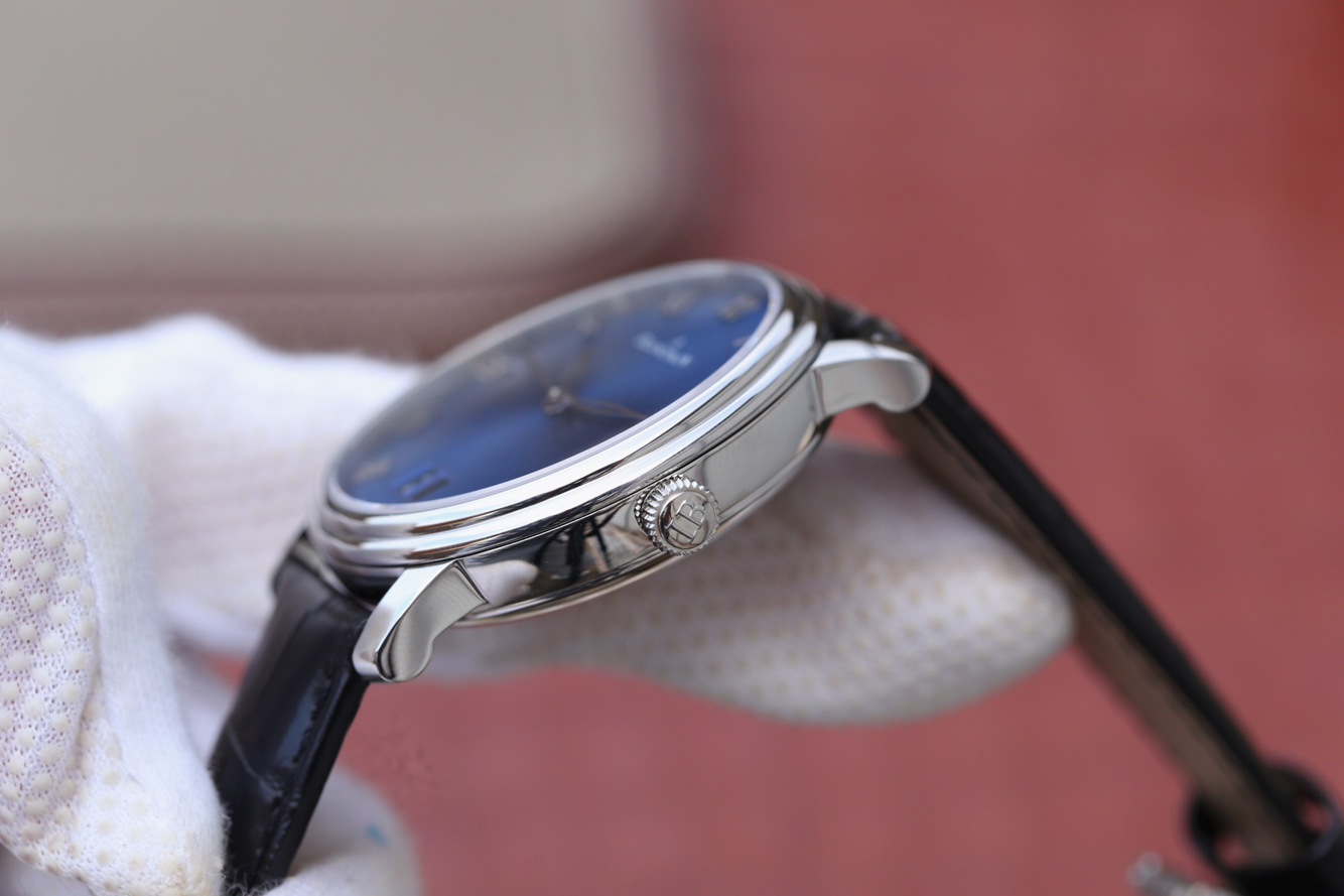 N寶珀經典Villeret繫列6669大日歴視窗腕錶，復刻寶珀原裝6950機芯，功能與原裝一致，男士手錶￥2980